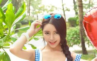 青豆客 - 拥抱自然，嘉宝贝儿Vetiver裸足图片合集——大脚拯救小心灵！