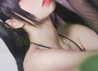 香川澪的泳装全集,水波摇曳的夏日妩媚,别说话,享受就好。